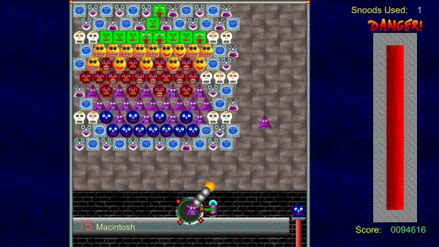 Snood gameplay showing its character-themed bubbles